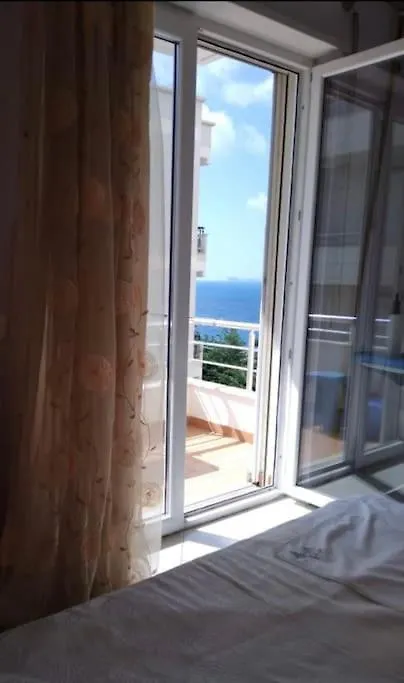 Ami Apartment Avlonya 0*,
